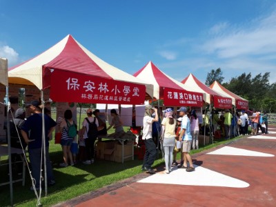 花蓮溪口重要濕地保安林生態博覽會5月20日在花蓮溪口舉行，花蓮林管處處委託野鳥學會辦理，處長楊瑞芬與鹽寮村長范光福皆到場與150名民眾一同參與 (2)
